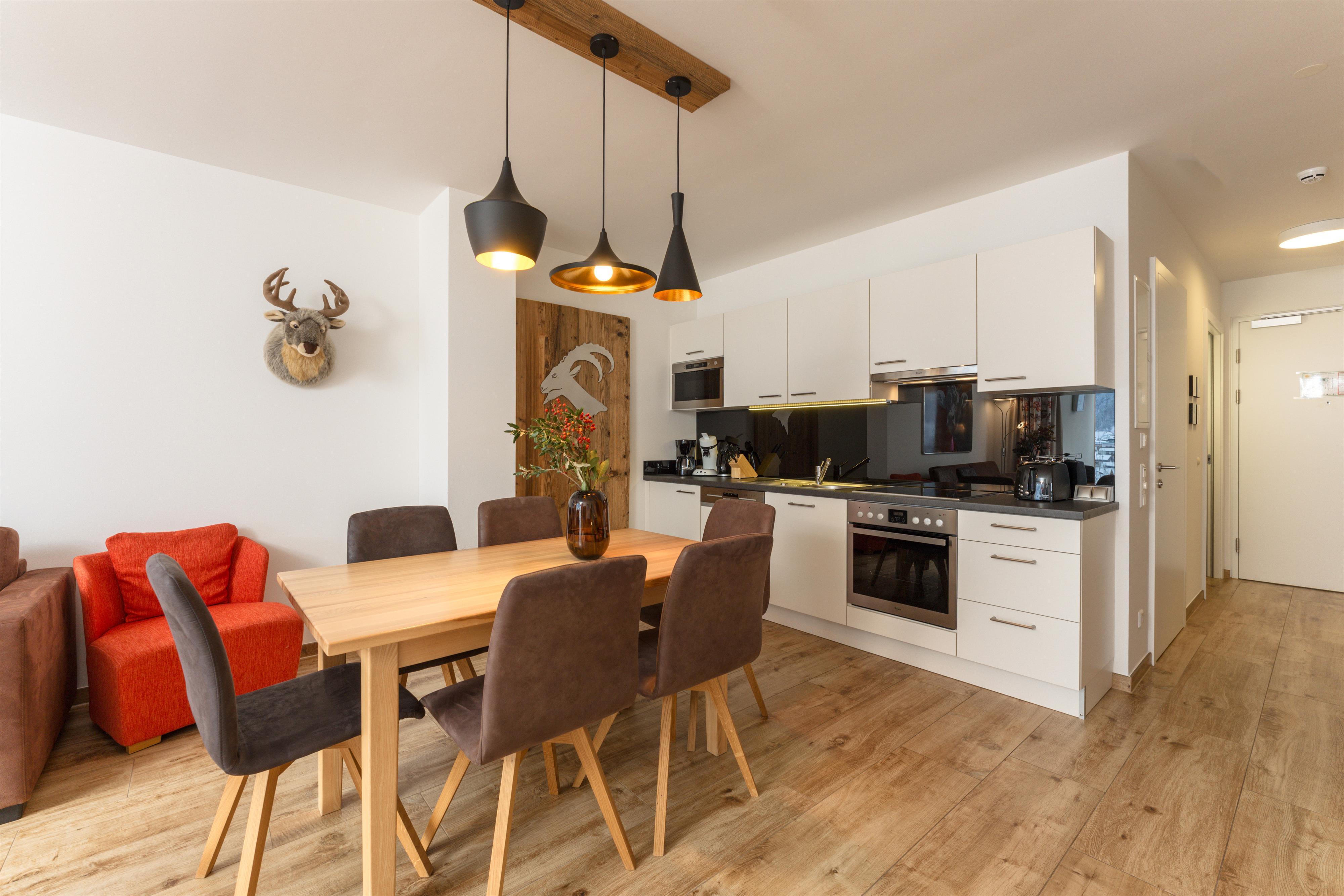 Sun Lodge | 1 bedroom panorama apartment with Loggia | sofa bed | microwave | dog friendly | Indoor pool, garden, relax area, sauna & gym — apartment at Schladming Appartements Maria Gruber GmbH, Schladming — photo 5 of 21
