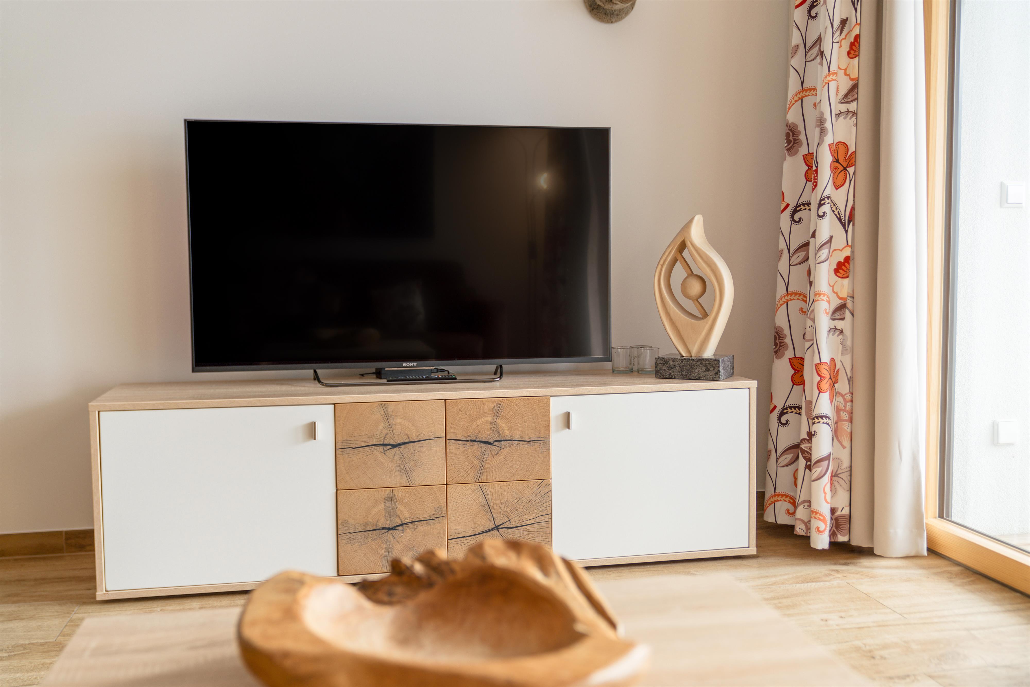 Sun Lodge | 1 bedroom panorama apartment with Loggia | sofa bed | microwave | dog friendly | Indoor pool, garden, relax area, sauna & gym — apartment at Schladming Appartements Maria Gruber GmbH, Schladming — photo 6 of 21