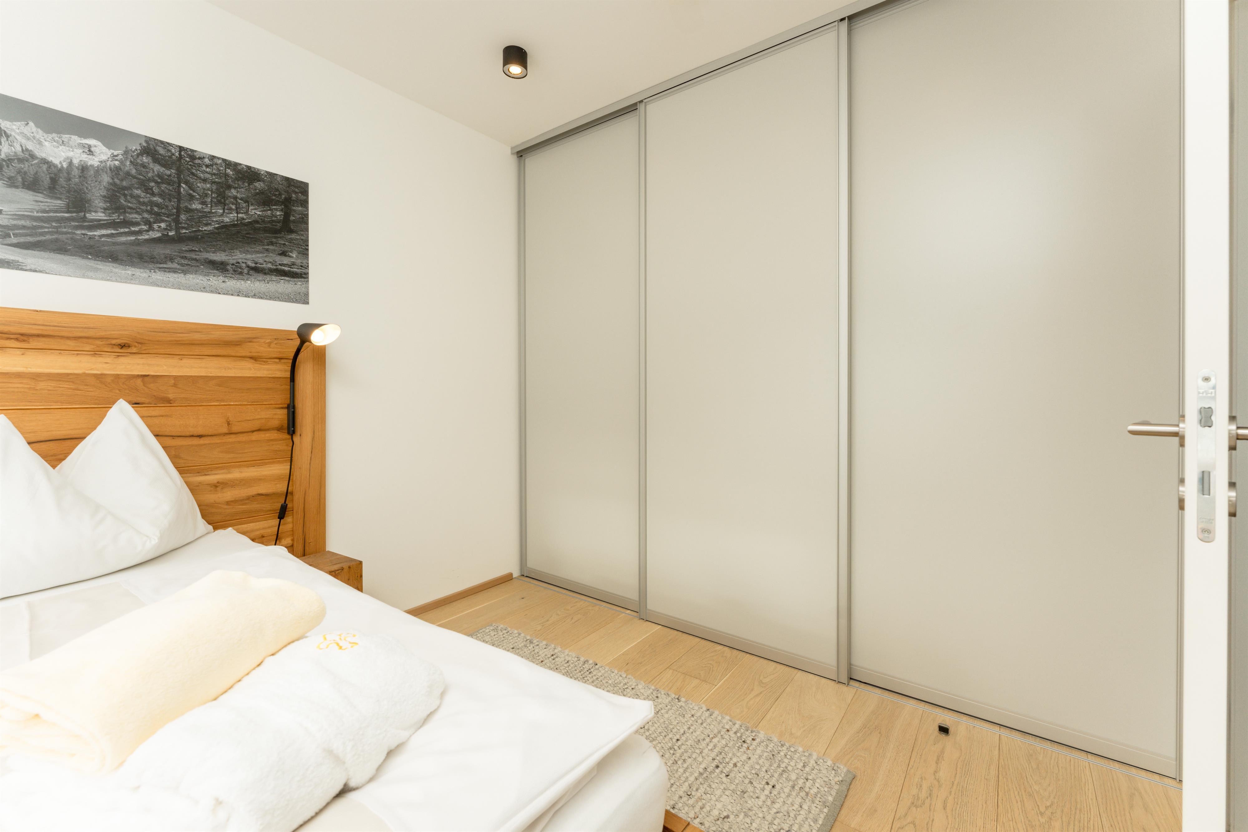 Sun Lodge | 1 bedroom panorama premium apartment with glazed Loggia | sofa bed | dog friendly | Indoor pool, garden, relax area, sauna & gym — apartment at Schladming Appartements Maria Gruber GmbH, Schladming — photo 8 of 26