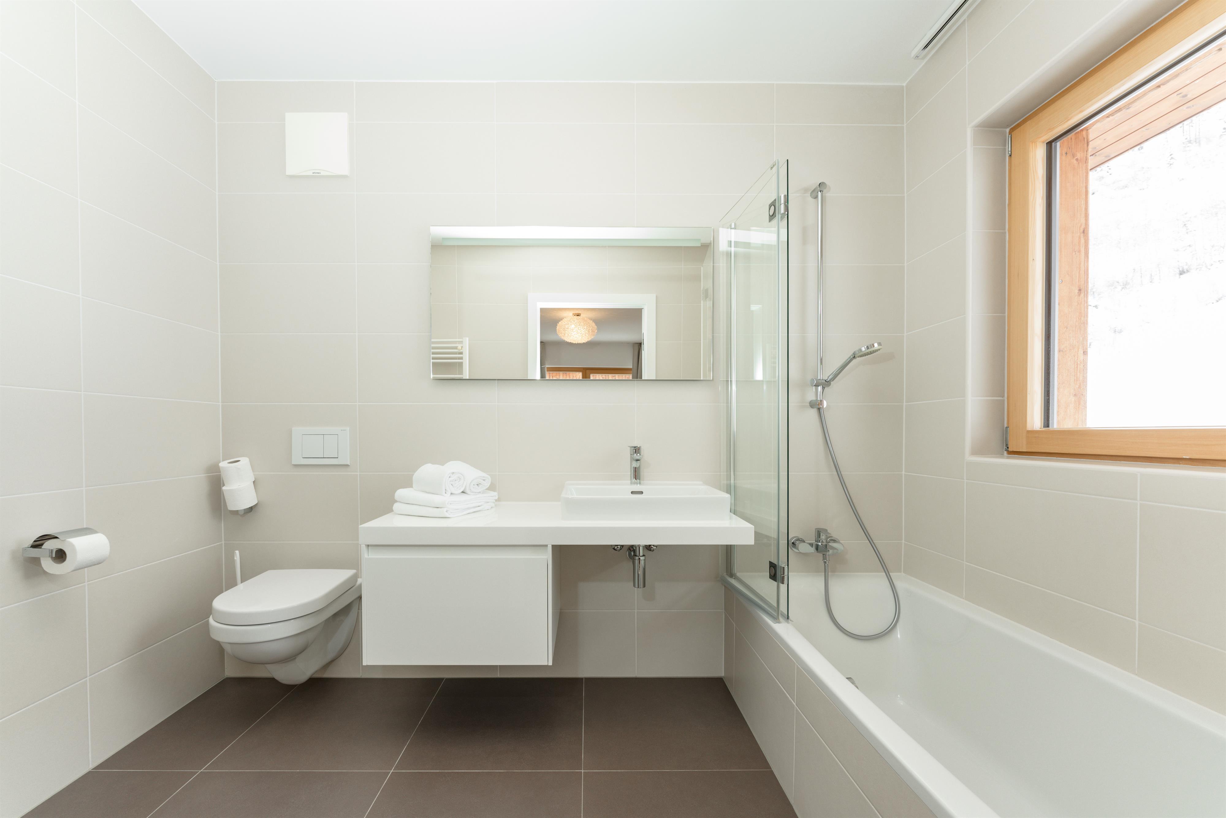 Sun Lodge | 2 bedroom panorma apartment with glazed Loggia | sofa bed | higher floor | dog friendly | Indoor pool, garden, relax area, sauna & gym — apartment at Schladming Appartements Maria Gruber GmbH, Schladming — photo 12 of 32