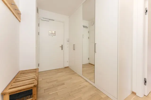 Sun Lodge | 2 bedroom panorma apartment with glazed Loggia | sofa bed | higher floor | dog friendly | Indoor pool, garden, relax area, sauna & gym — Schladming Appartements Maria Gruber GmbH, Schladming (13/33)