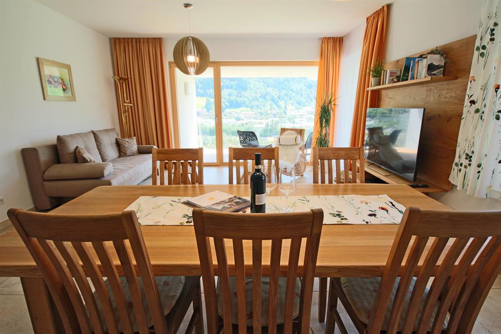 Sun Lodge | 2 bedroom panorma apartment with large corner Loggia | sofa bed | dog friendly | Indoor pool, garden, relax area, sauna & gym — apartment at Schladming Appartements Maria Gruber GmbH, Schladming — photo 3 of 29