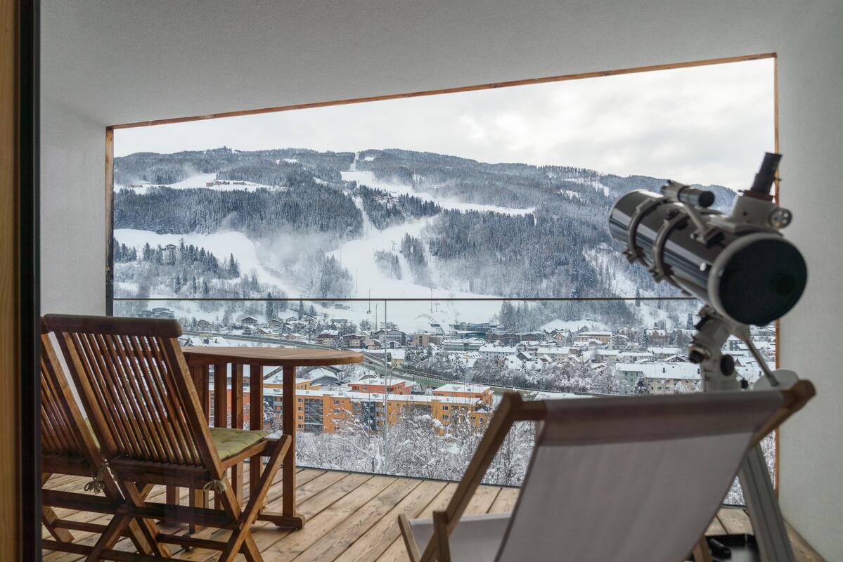 Sun Lodge | 2 bedroom panorma apartment with Infrared cabine | Loggia | telescope | sofa bed | dog friendly | Indoor pool, garden, relax area, sauna & gym – Schladming Appartements Maria Gruber GmbH