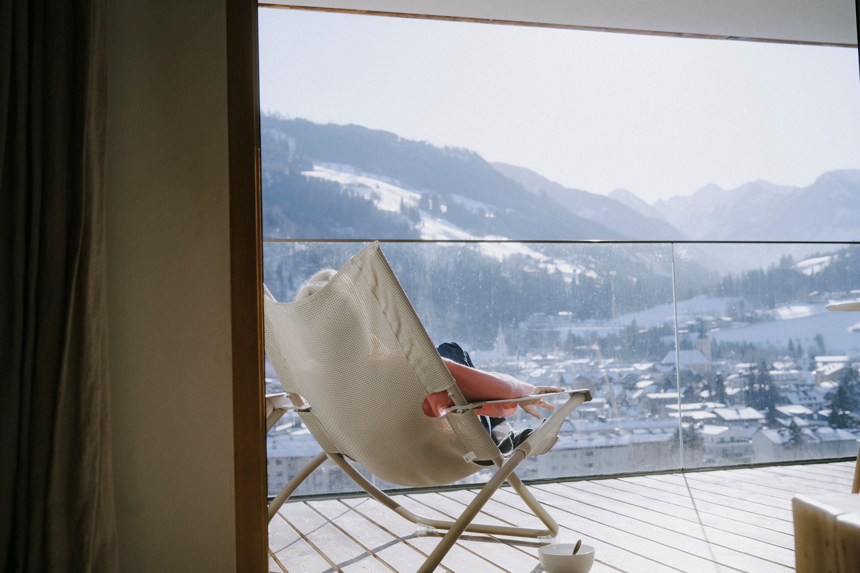 Sun Lodge | 2 bedroom panorma apartment for 7 person with large corner Loggia | sofa bed in bedroom | sofa bed | microwave | Indoor pool, garden, relax area, sauna & gym — apartment at Schladming Appartements Maria Gruber GmbH, Schladming — photo 3 of 30