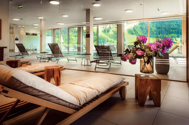 Sun Lodge | 2 bedroom panorma apartment with Loggia | twin beds | sofa bed | Indoor pool, garden, relax area, sauna & gym — apartment at Schladming Appartements Maria Gruber GmbH, Schladming — photo 18 of 24