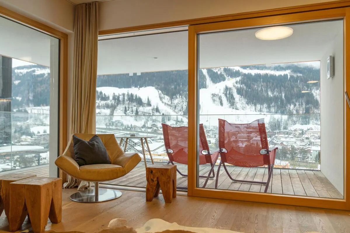 Sun Lodge | apartment with 2 bedrooms, sofa bed and loggia | Typ 2B HW – Schladming Appartements Maria Gruber GmbH Schladming