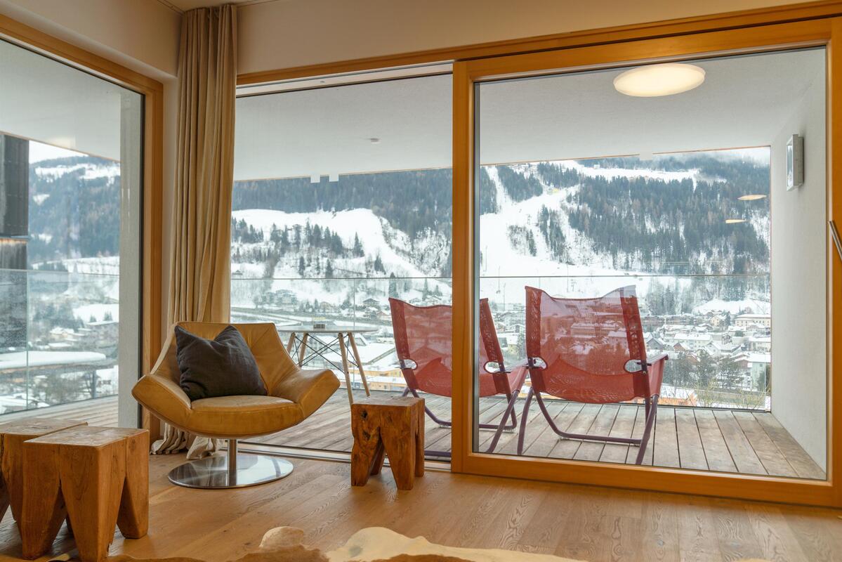 Sun Lodge | apartment with 2 bedrooms, sofa bed and loggia | Typ 2B HW – Schladming Appartements Maria Gruber GmbH