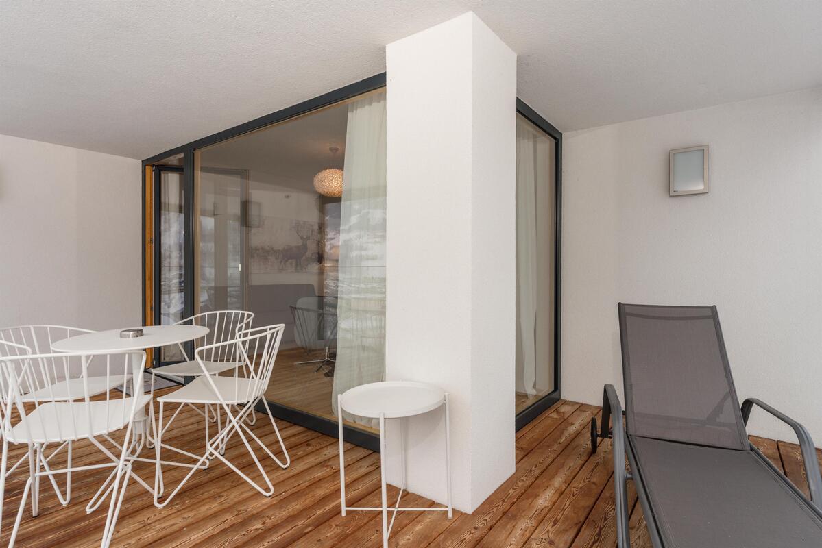 Sun Lodge | apartment with 2 bedrooms, sofa bed and glazed loggia | Typ Loggia Ost — apartment at Schladming Appartements Maria Gruber GmbH, Schladming — photo 7 of 28
