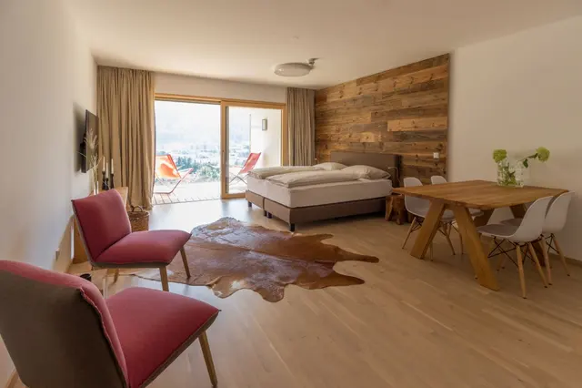 Sun Lodge | Panorama Studio mit Loggia | Indoor Pool, Garten, Ruheraum, Sauna & Gym — Schladming Appartements Maria Gruber GmbH, Schladming (2/24)