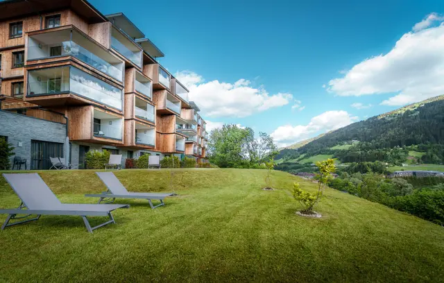 Sun Lodge | Panorama view Studio with Loggia | twin beds | Indoor pool, garden, relax area, sauna & gym — apartment at Schladming Appartements Maria Gruber GmbH, Schladming — photo 11 of 24
