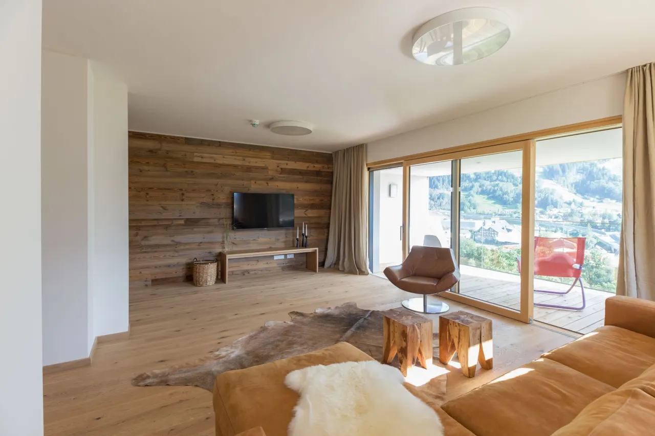 Sun Lodge | XL 3 bedroom panorma apartment with 2 Loggia South and West | sunset view | twin beds | sofa bed | dog friendly | Indoor pool, garden, relax area, sauna & gym – Schladming Appartements Maria Gruber GmbH Schladming
