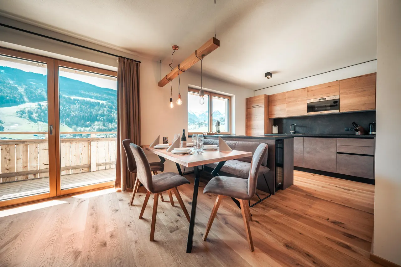 Sun Side Top 15 | 2 Schlafzimmer mit Doppelbett – Schladming Appartements Maria Gruber GmbH
