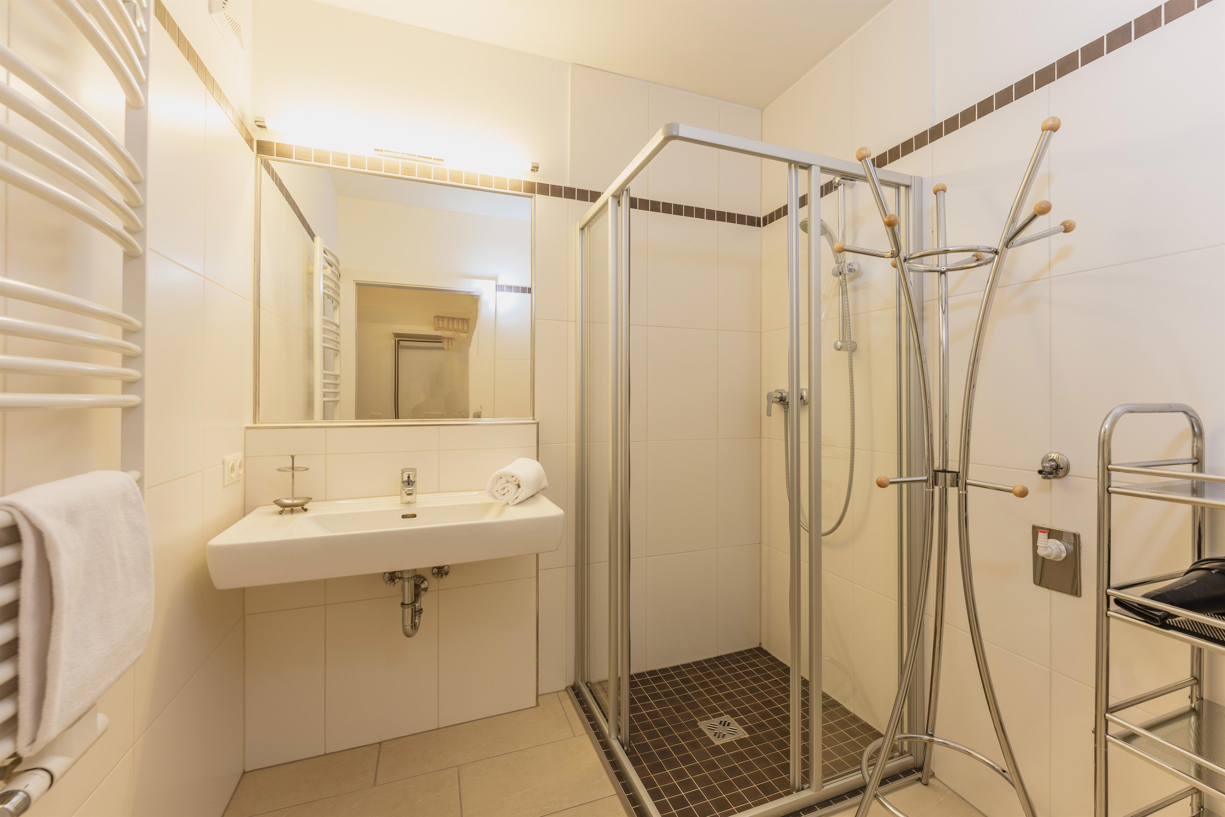 Tamino 4 | City stay in the heart of Schladming with in-house sauna & laundry — apartment at Schladming Appartements Maria Gruber GmbH, Schladming — photo 6 of 9
