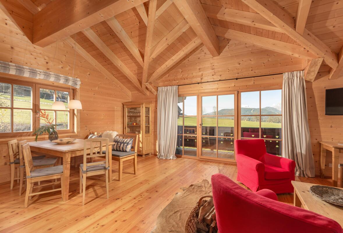 Tauernlodge Family | Ski-in/ski-out chalet with fireplace & private sauna – Schladming Appartements Maria Gruber GmbH