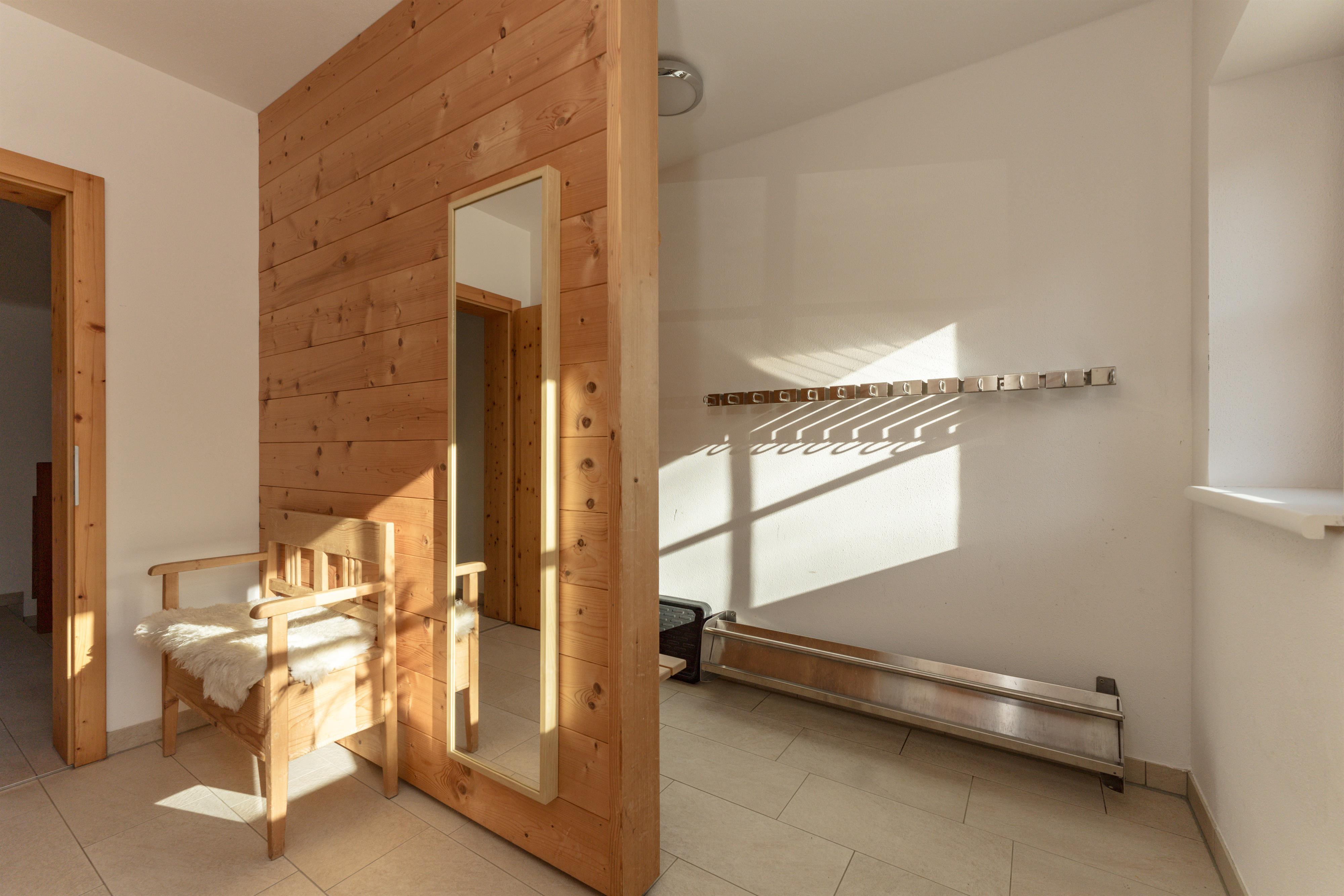 Tauernlodge Family | Ski-in/ski-out chalet with fireplace & private sauna — apartment at Schladming Appartements Maria Gruber GmbH, Schladming — photo 10 of 24