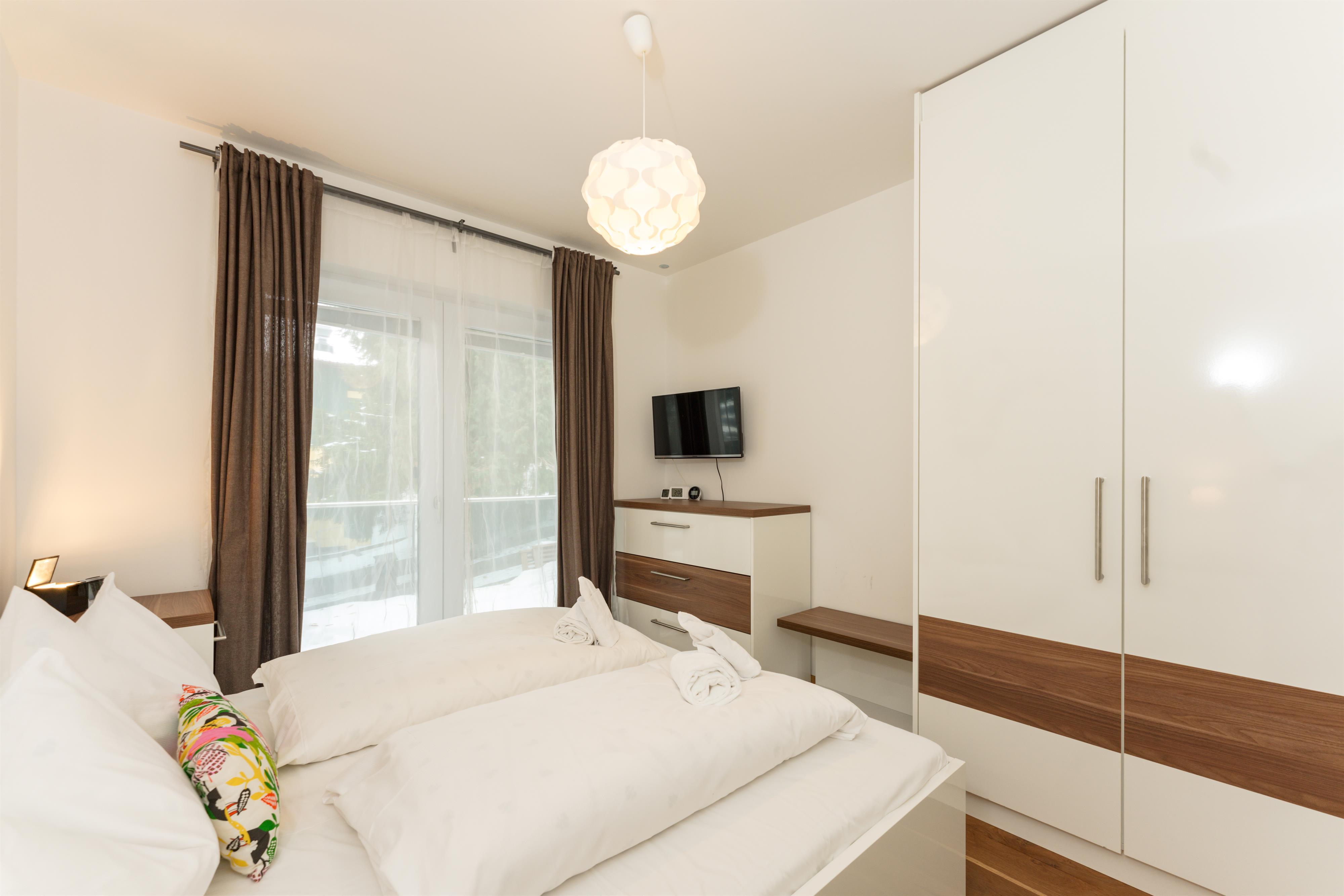Traumblick | Year-round activity base right by the slopes with stunning Dachstein views — apartment at Schladming Appartements Maria Gruber GmbH, Schladming — photo 9 of 16