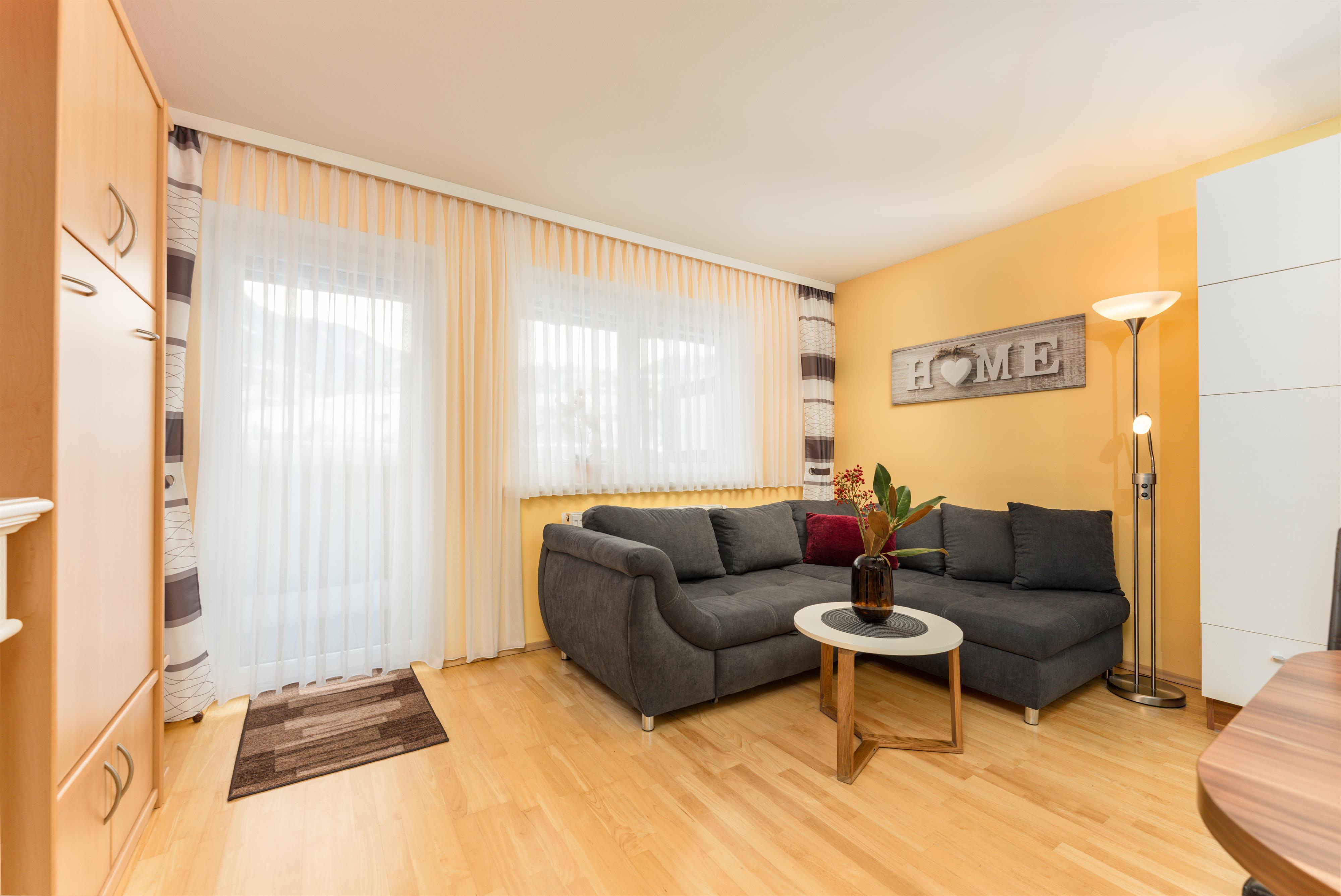 Ulli | Cozy retreat for a car-free holiday in Schladming with balcony – Schladming Appartements Maria Gruber GmbH