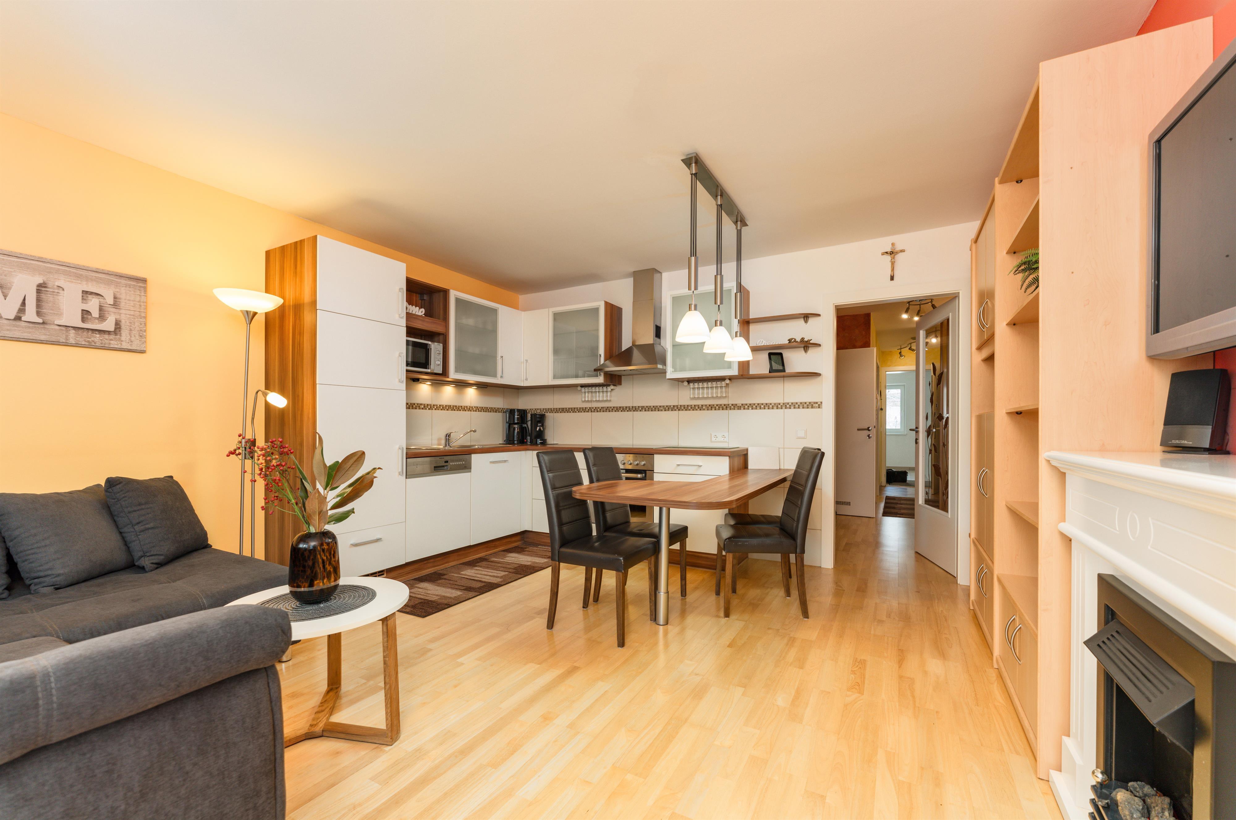 Ulli | Cozy retreat for a car-free holiday in Schladming with balcony — Schladming Appartements Maria Gruber GmbH, Schladming (2/12)