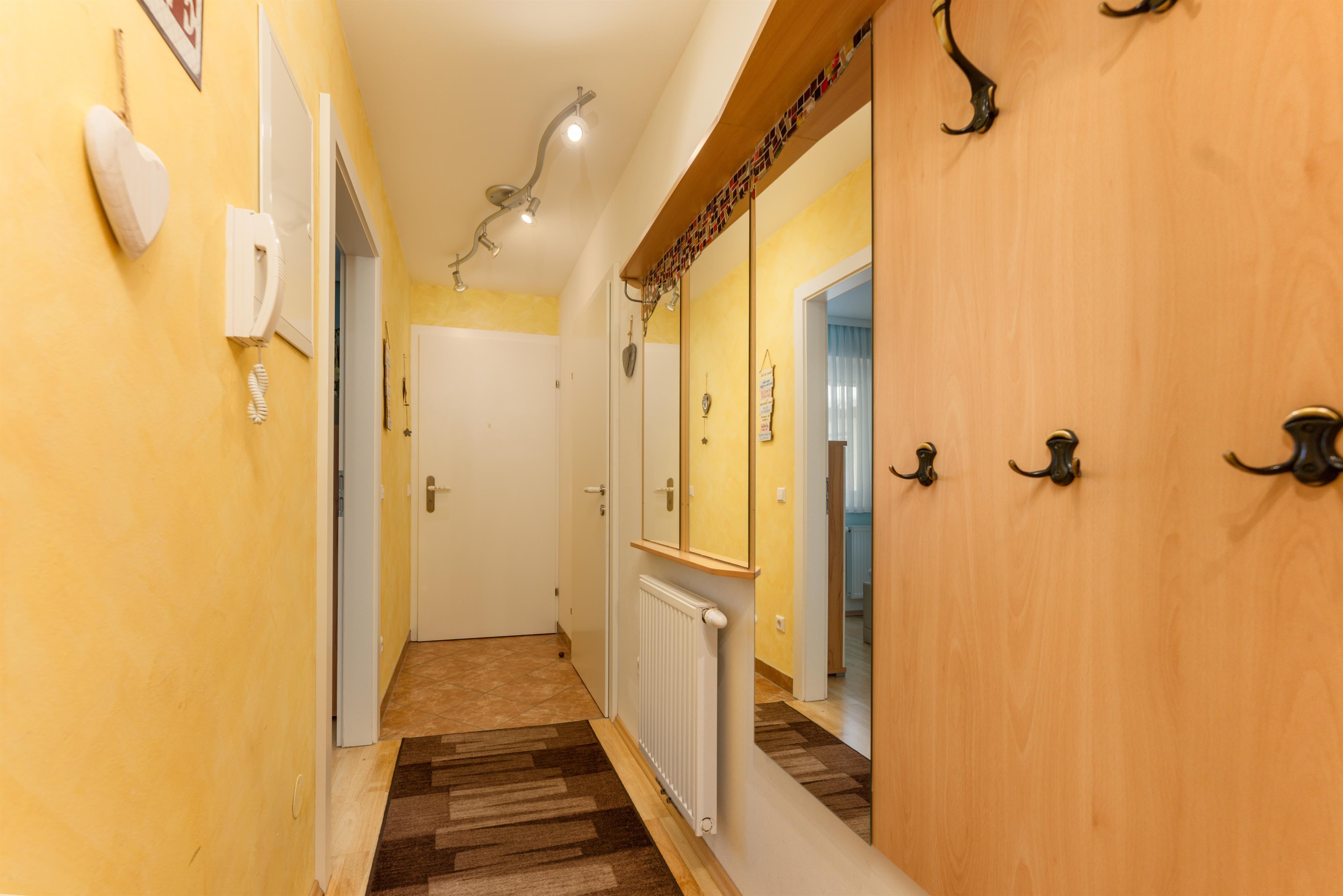 Ulli | Cozy retreat for a car-free holiday in Schladming with balcony — Schladming Appartements Maria Gruber GmbH, Schladming (9/12)