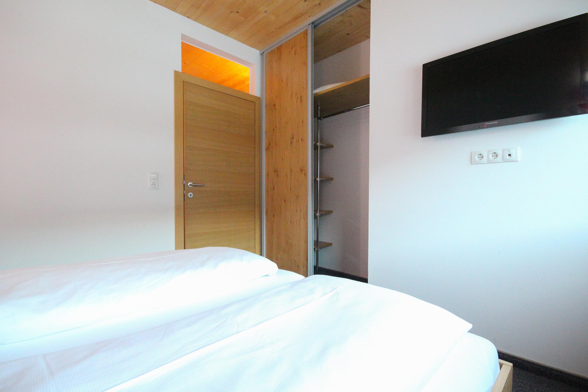 Waluliso Light XXL | Alpine escape near Planai West with sauna & panoramic views — apartment at Schladming Appartements Maria Gruber GmbH, Schladming — photo 13 of 20