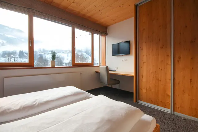 Waluliso Sun XXL | Sunny alpine escape near Planai West with sauna & panoramic views — apartment at Schladming Appartements Maria Gruber GmbH, Schladming — photo 9 of 20