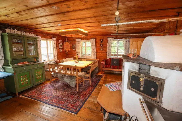 Weisse Wand Alm Large | Rustic mountain cabin surrounded by nature with waterfall views & BBQ — apartment at Schladming Appartements Maria Gruber GmbH, Schladming — photo 11 of 27