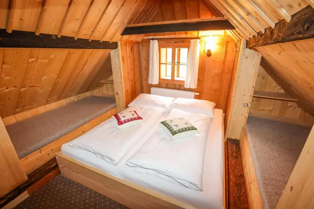 Weisse Wand 1902 | 2 Schlafzimmer Naturblick — Schladming Appartements Maria Gruber GmbH, Schladming (2/26)