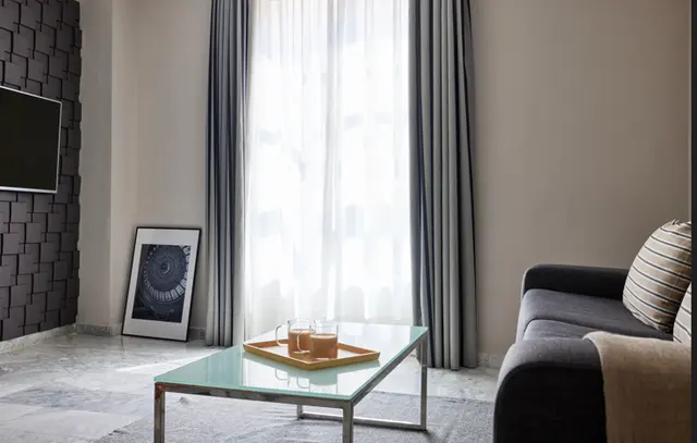 High Floor | Corner Located – Signa Gascons