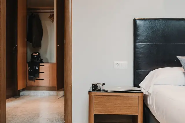 East Facing | View to El Miguelete — apartment at Signa Juristas, Valencia — photo 3 of 6