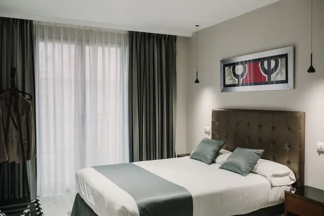 Extra Large | Low Floor and North Facing — apartment at Signa Juristas, Valencia — photo 5 of 7