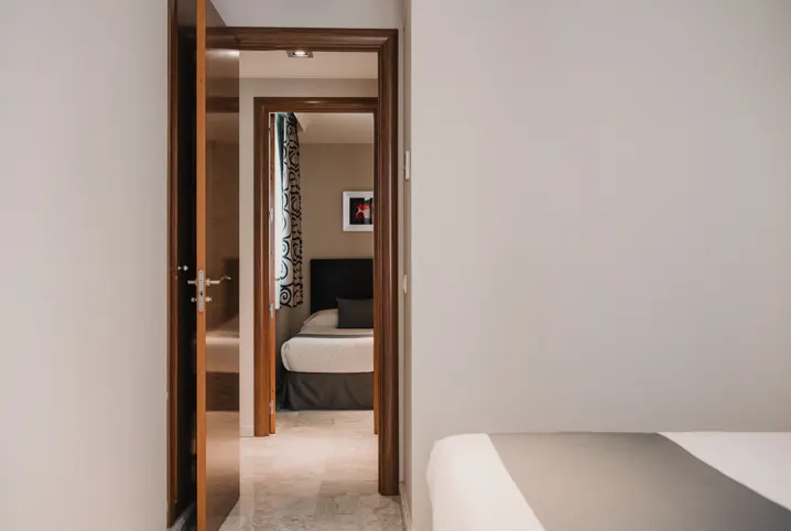French Balcony | High Floor and West Facing – Signa Juristas Valencia