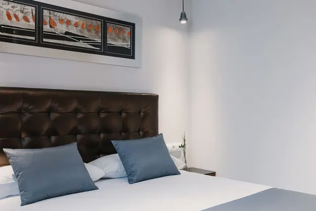 Large | Extra Bathroom and North Facing — apartment at Signa Juristas, Valencia — photo 6 of 6