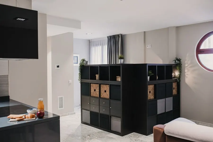 Low Floor | Large and Away from elevator – Signa Juristas Valencia