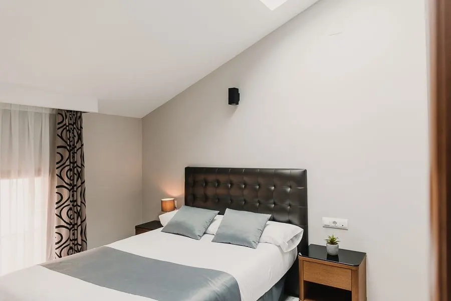 Mansard Roof | City View – Signa Juristas Valencia