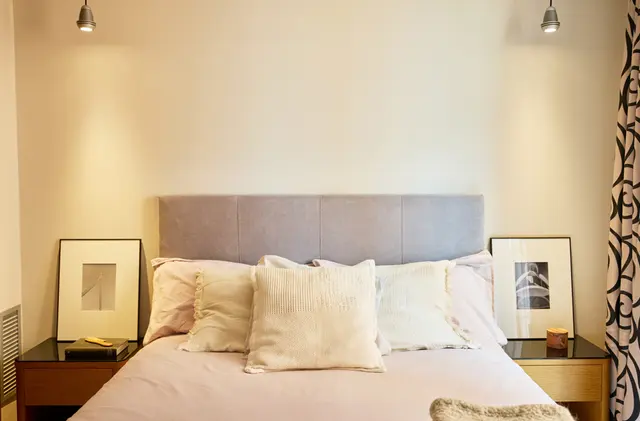 Spacious | Double Bed and East Facing – Signa Juristas