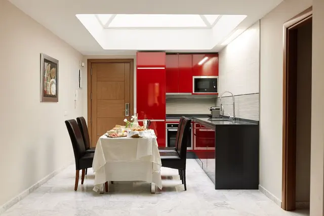 West Facing | French Balcony – Signa Juristas
