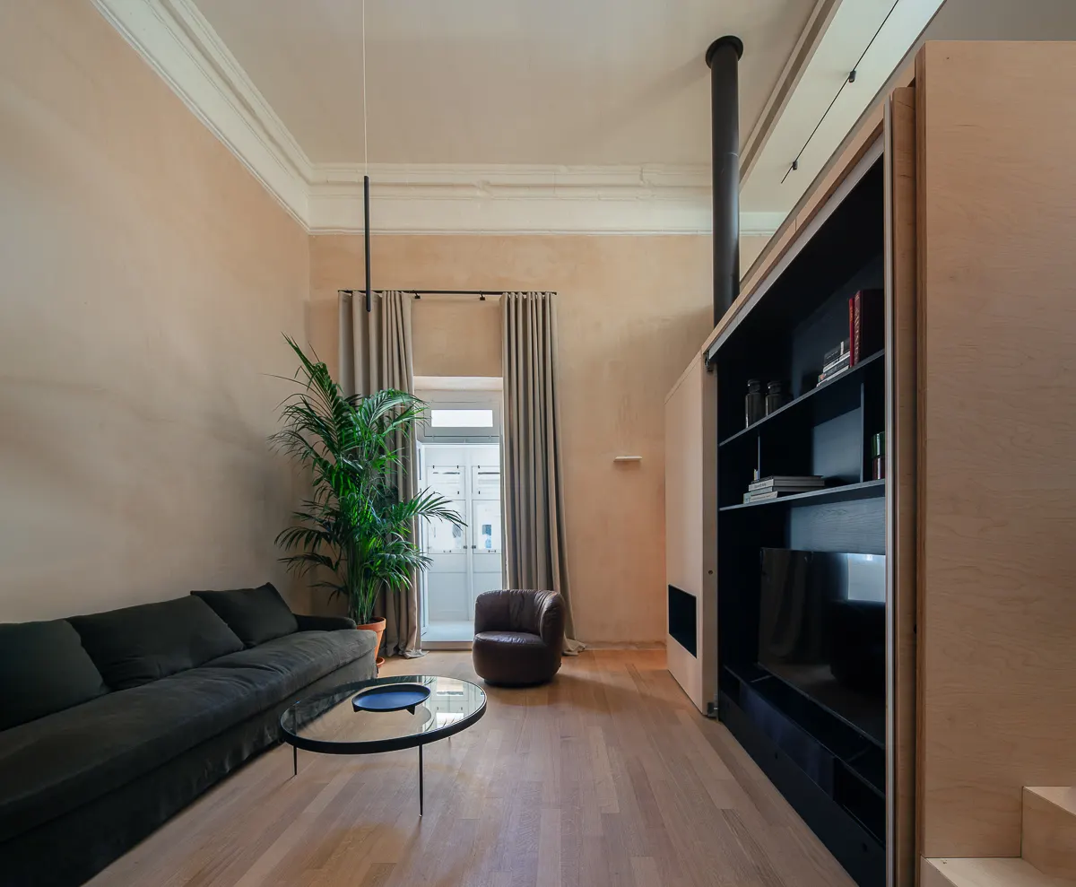 101 | Multiple-level suite with fireplace and rooftop terrace – Stilla