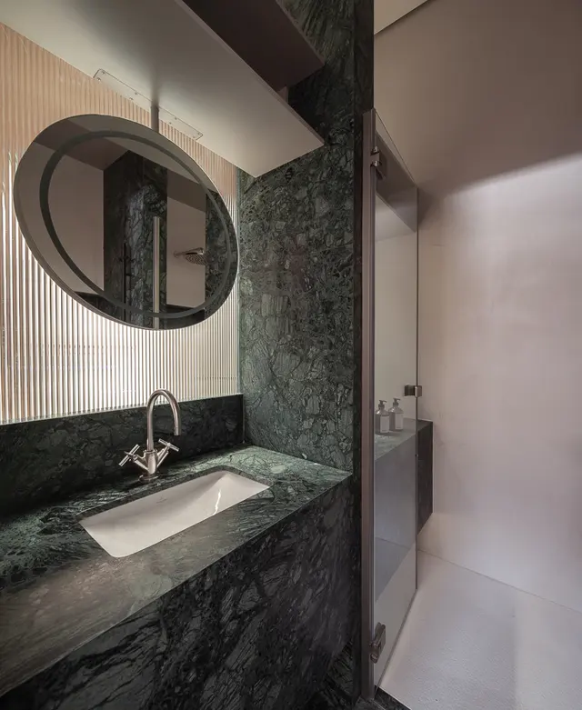 101 | Multiple-level suite with fireplace and rooftop terrace — Stilla, Bormla (6/10)