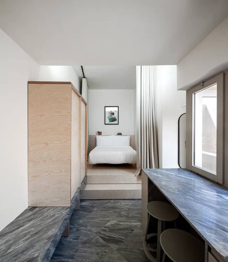 103 | A compact studio with balcony – Stilla