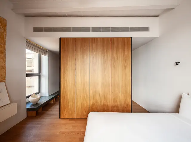 203 | Corner room with harbour views and living area — Stilla, Bormla (4/8)