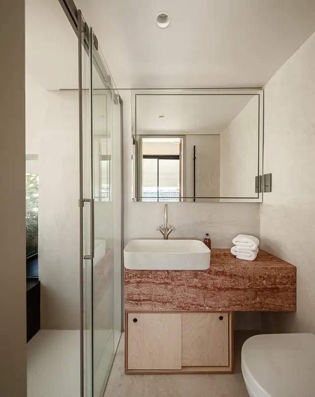 205 | Corner suite with panoramic views and dining area — Stilla, Bormla (5/6)