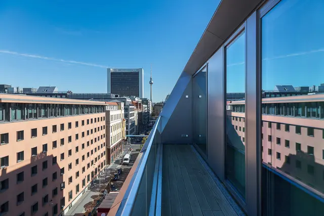 Lux.57 | Berlin Mitte — apartment at SUITE.030 GmbH, Berlin — photo 6 of 11