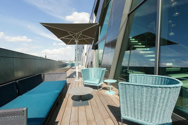 Sapphire Penthouse | Berlin Mitte — apartment at SUITE.030 GmbH, Berlin — photo 9 of 11
