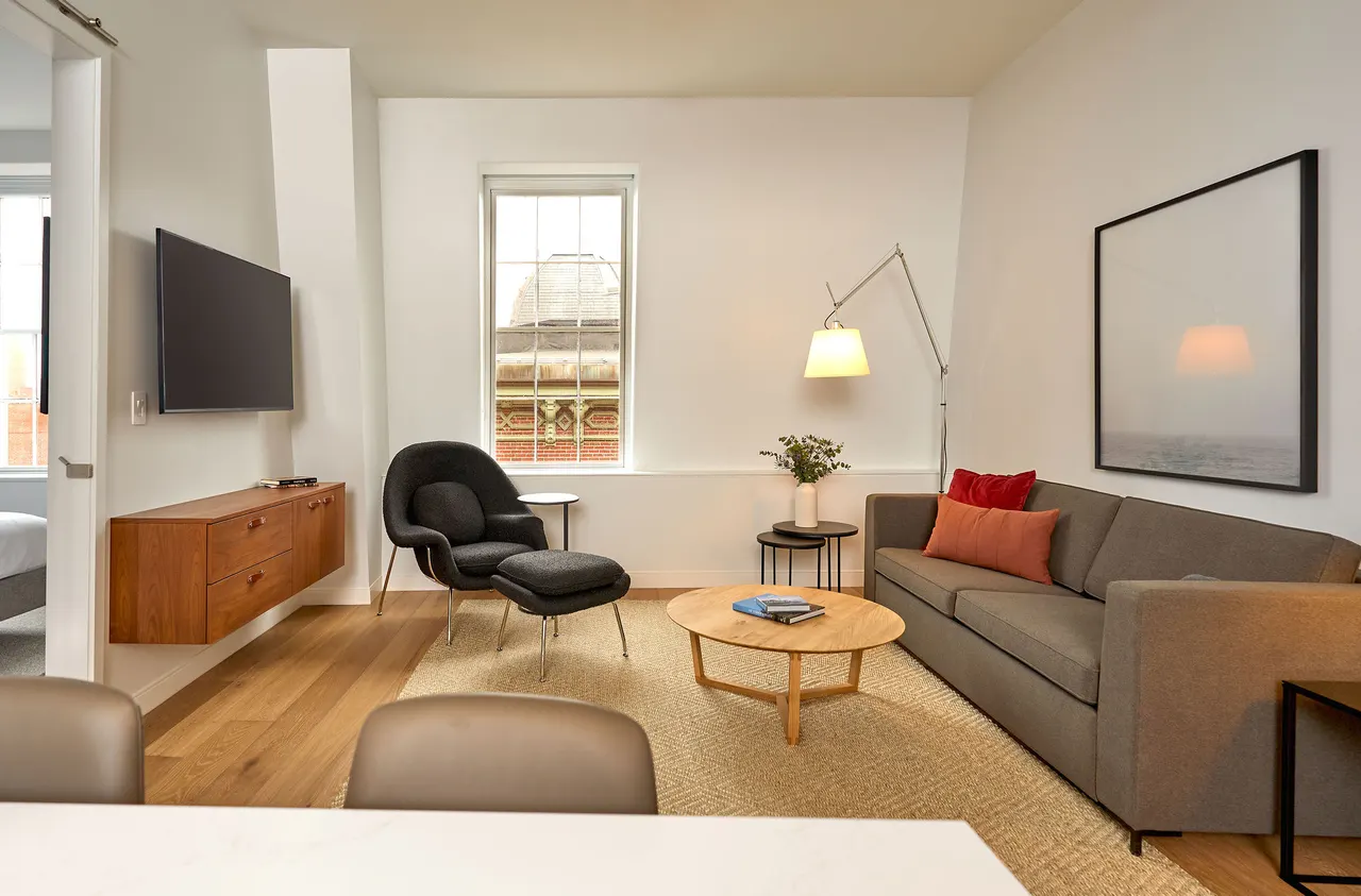 One Bedroom Loft – The Docents Collection Portland