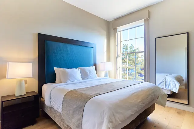 One Bedroom Loft — apartment at The Docents Collection, Portland — photo 3 of 4