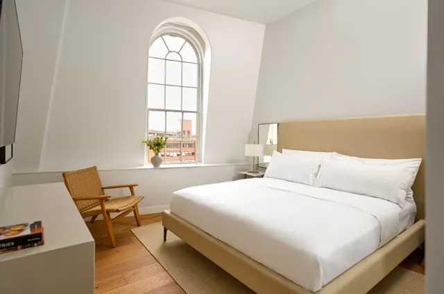Three Bedroom Loft — apartment at The Docents Collection, Portland — photo 4 of 9
