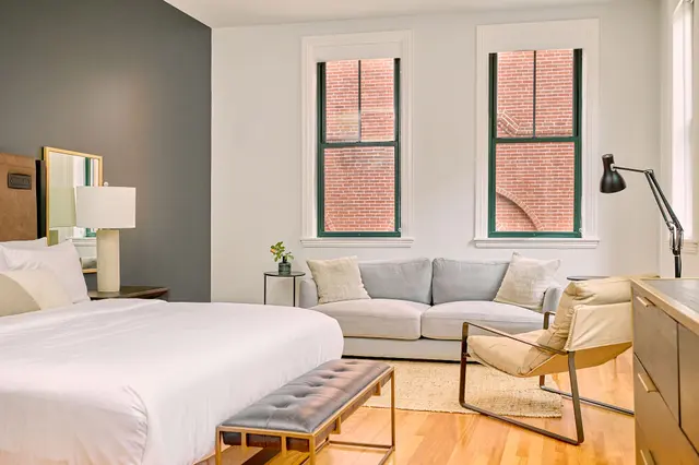 Three Bedroom Loft — apartment at The Docents Collection, Portland — photo 4 of 11