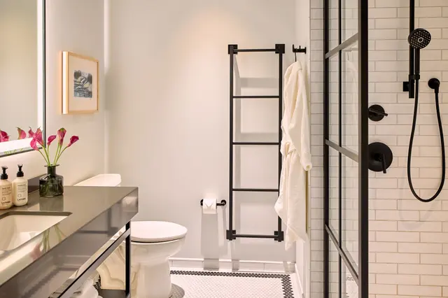 Three Bedroom Loft — apartment at The Docents Collection, Portland — photo 7 of 11