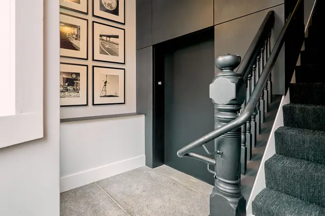 Three Bedroom Loft with Washer and Dryer — apartment at The Docents Collection, Portland — photo 10 of 11