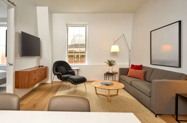 Two Bedroom Loft — apartment at The Docents Collection, Portland — photo 2 of 5